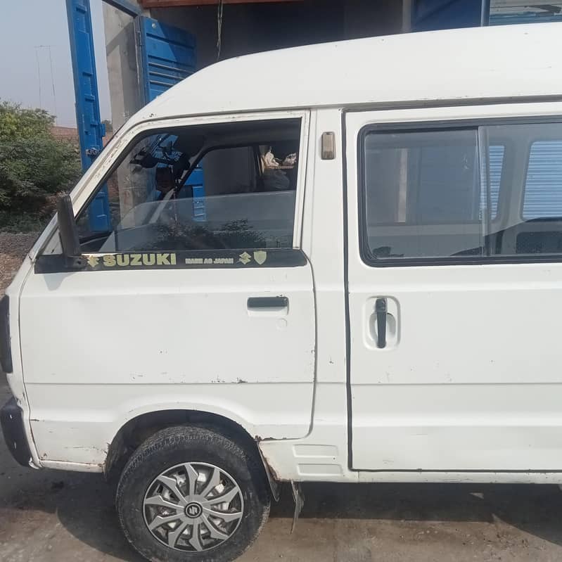 Suzuki Bolan 2014 2