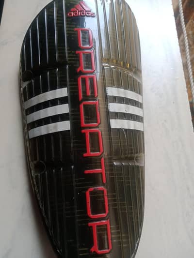 ADIDAS PREDATOR SHIN GUARDS