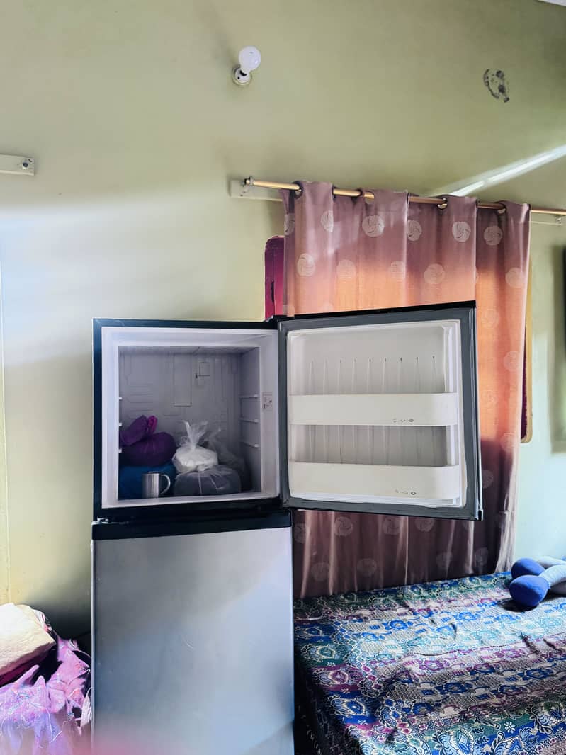 Orient fridge 0