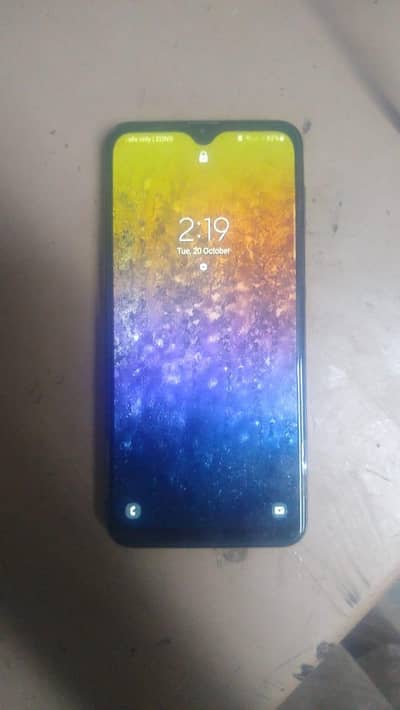 Samsung Mobile A20