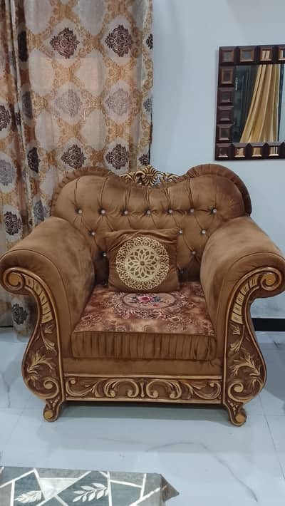 3 PCs sofa set condition like brand new