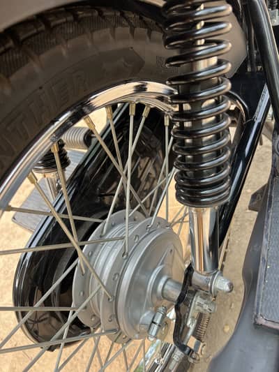 Honda 100 like as new with extra material worth 12000