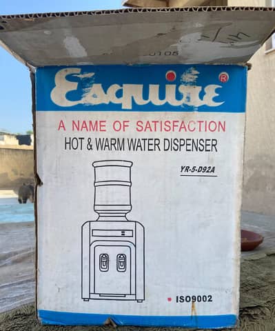 Hot and warm water dispenser