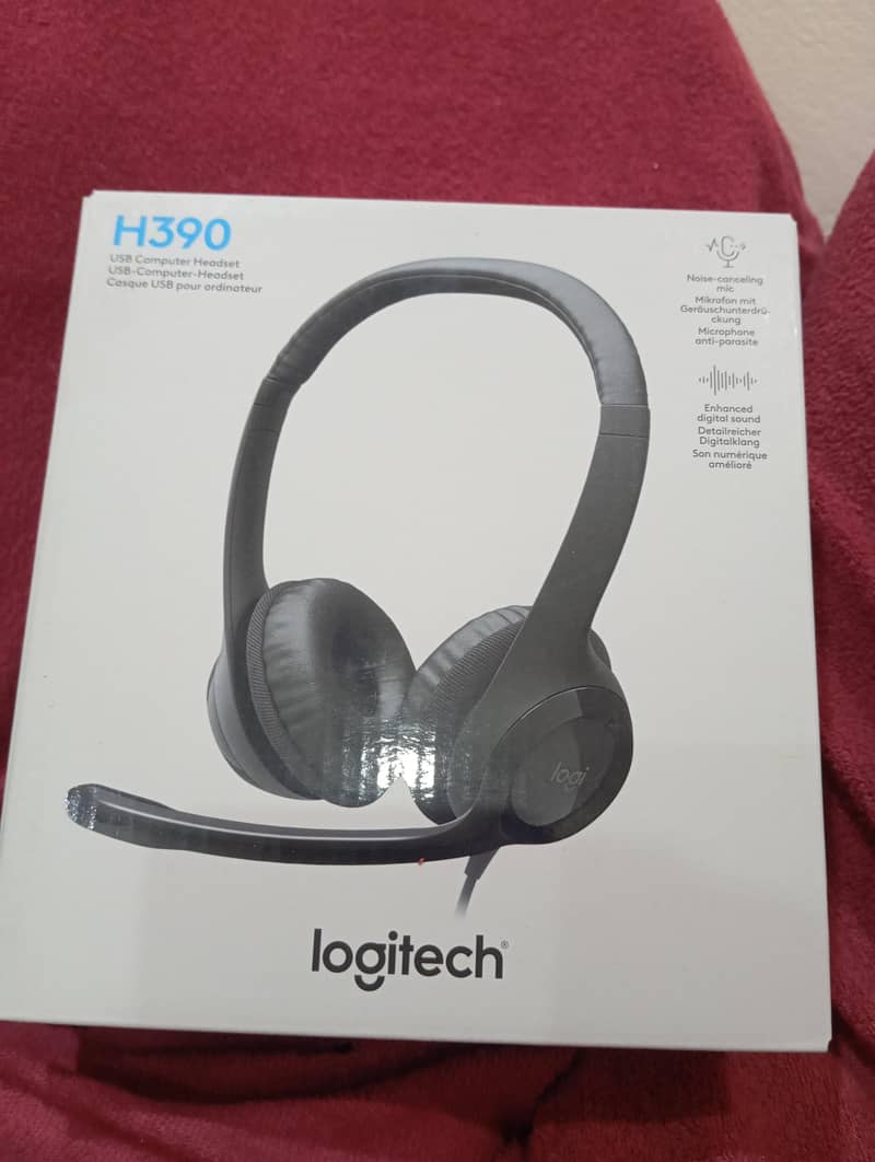 USB headset Logitech H390 brand new 0