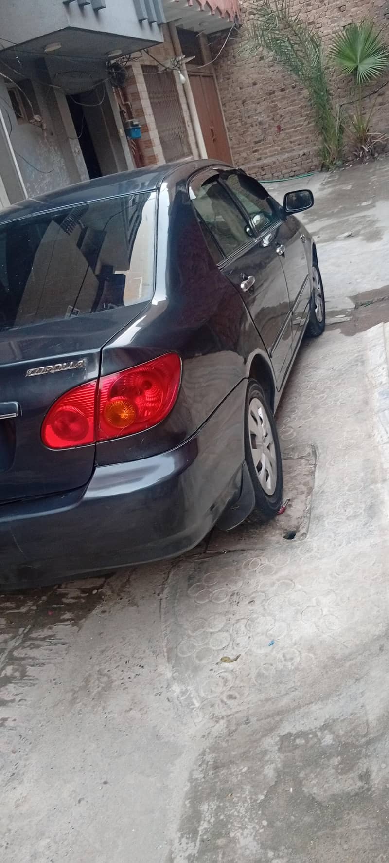 saloon 2004 3