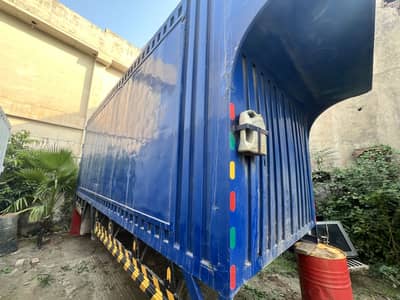 Isuzu Mazda Hino container for sale Lahore 20 foot