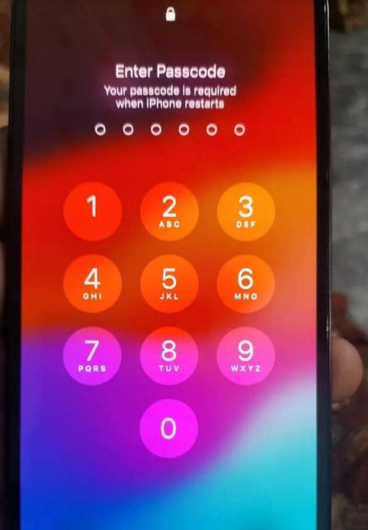 Apple iPhone 13 mini 4