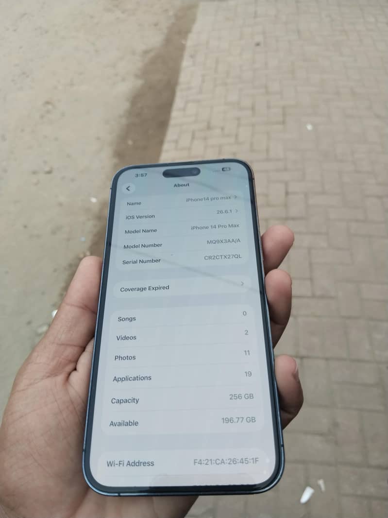 Apple iPhone 14 Pro Max 1