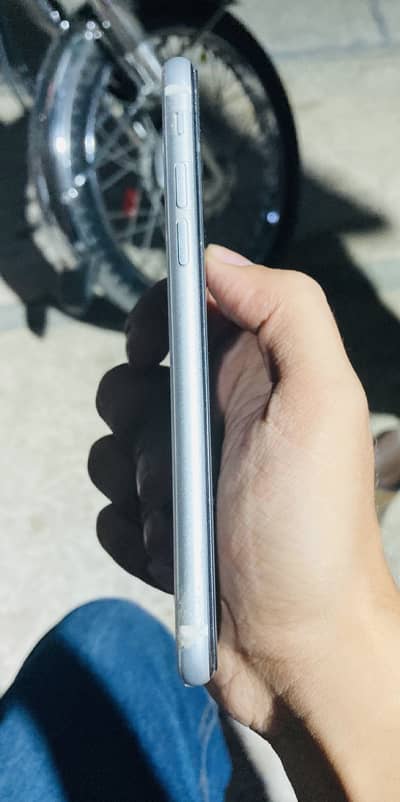 Apple iPhone SE 2020 Second Generation