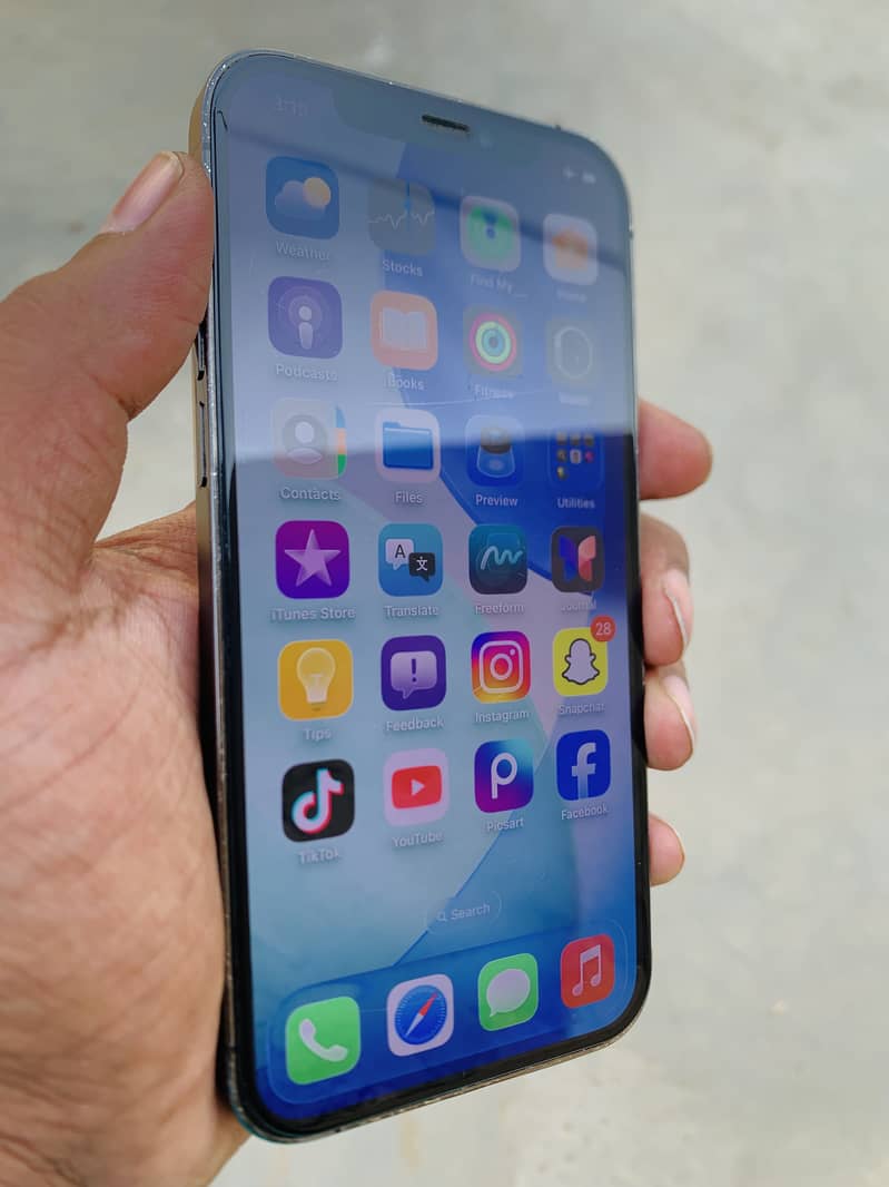 Apple iPhone 12 Pro 1