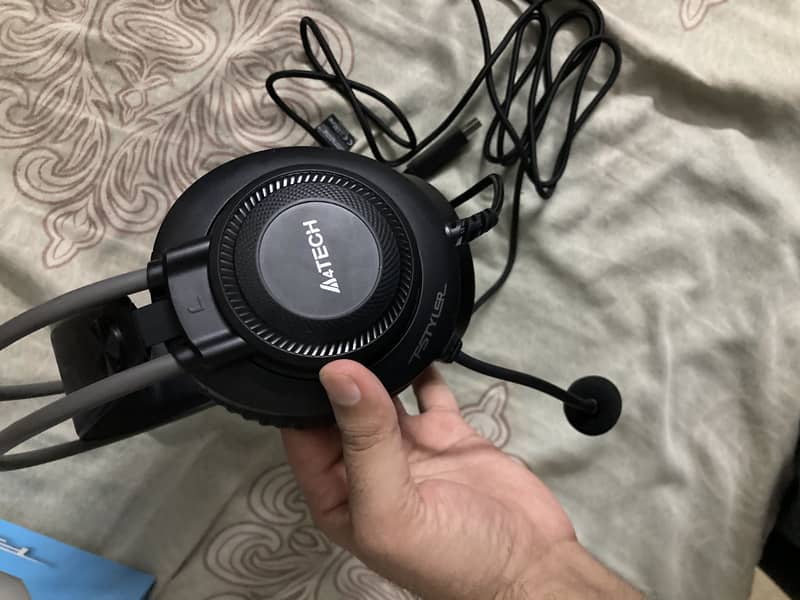 A4Tech headphones 3