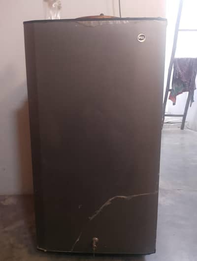 PEL room fridge