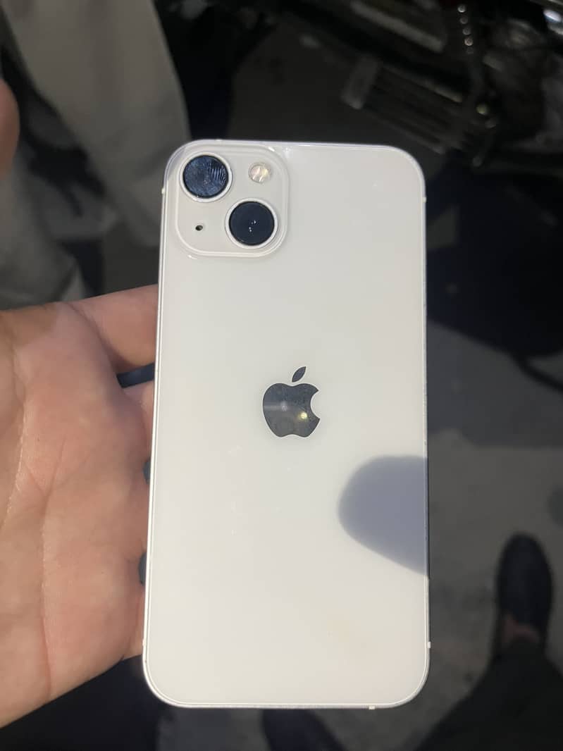 Apple iPhone 13 2