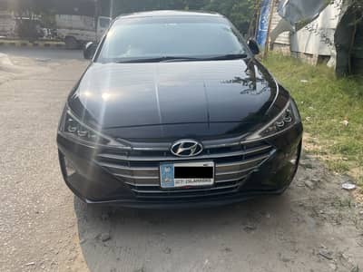 Hyundai Elantra 2022