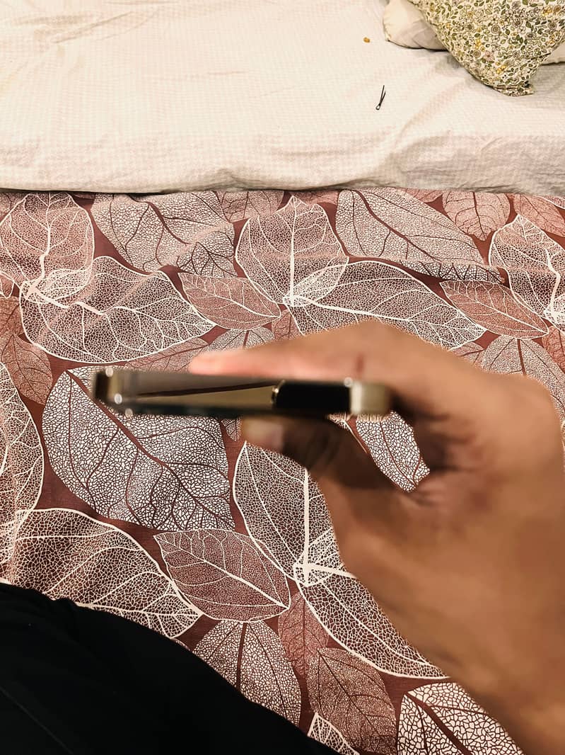 Apple iPhone 13 Pro Max 5