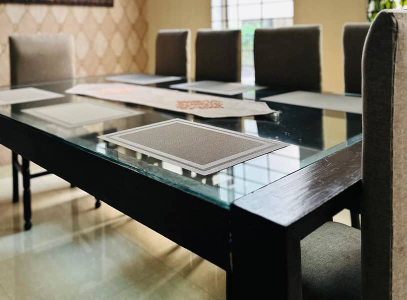 Dinning table with chairs 1
