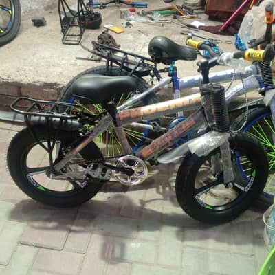 phoenix 16 inch Star vheel jel seat