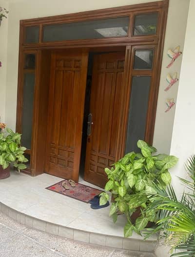Beautiful LUXURY 4 BEDROOM HOUSE FOR RENT IN F-7 ISLAMABAD | PRIME LOCATION | ELEGANT FAMILY RESIDENCE