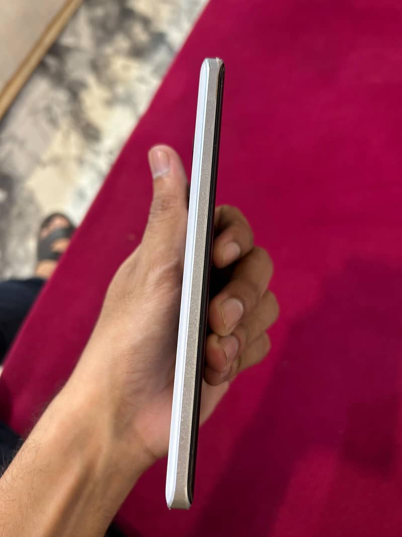 Xiaomi Redmi Note 13 Pro Plus 7