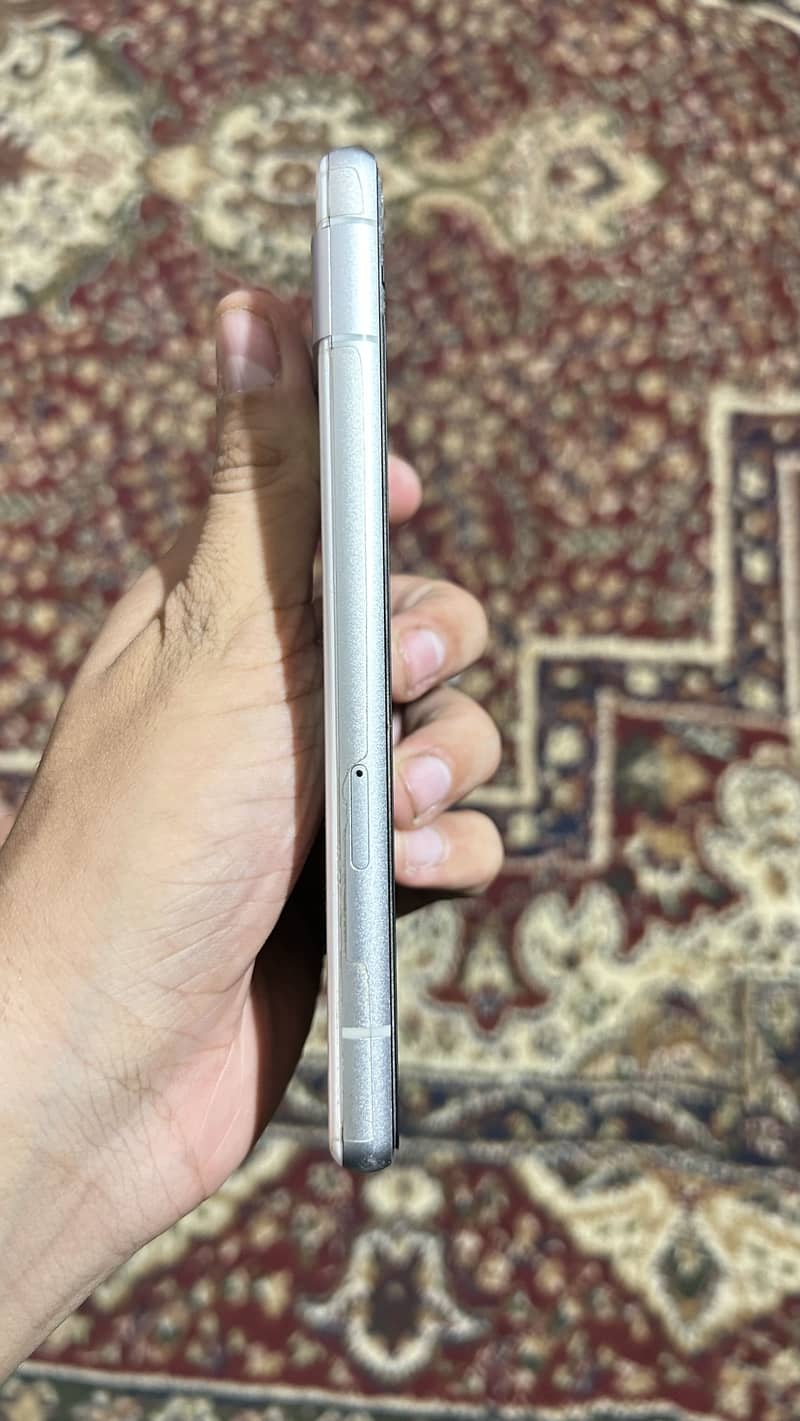 Google Pixel 7a 2