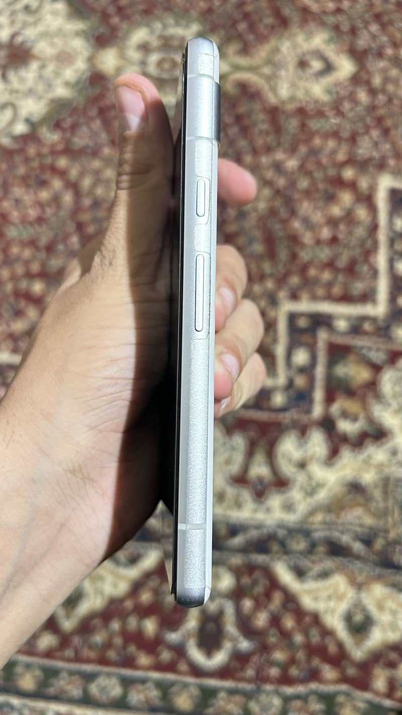 Google Pixel 7a 4