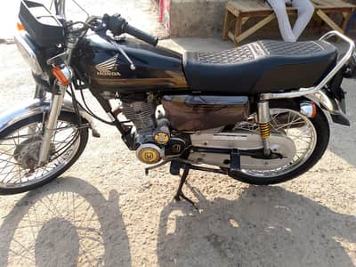 Honda CG125 Self Start For Sale 03260926263 Whatsapp/Call