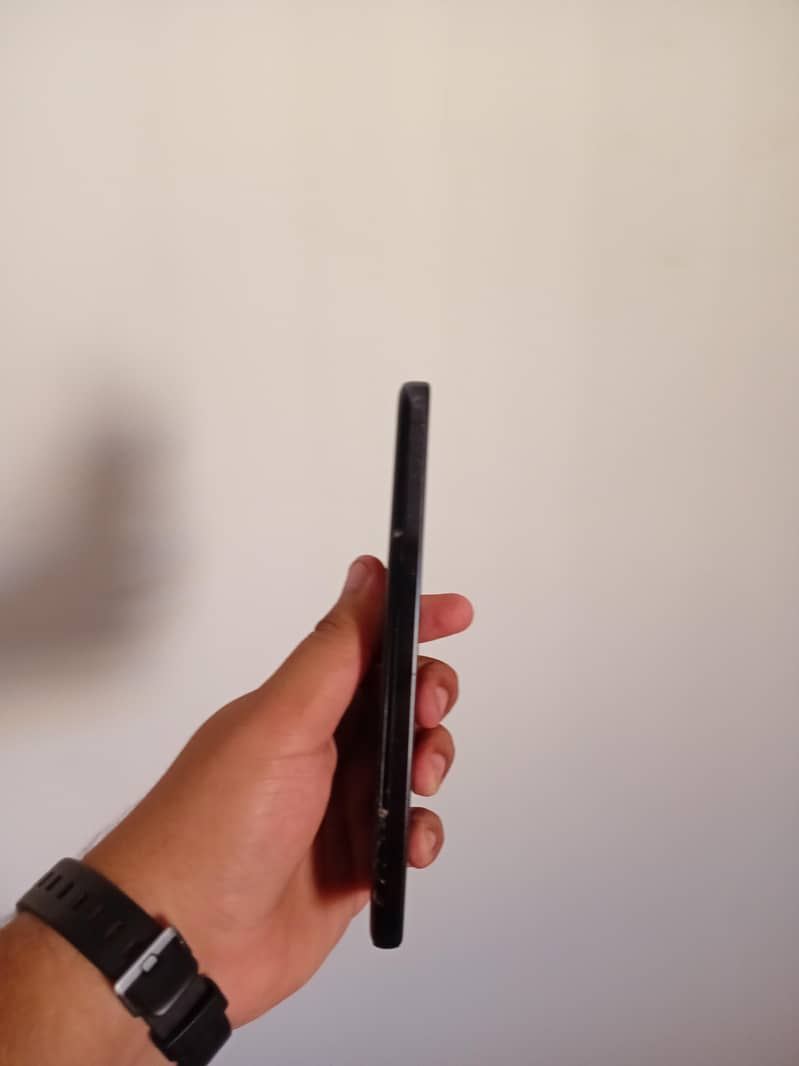 Samsung Mobile S20 Plus 1