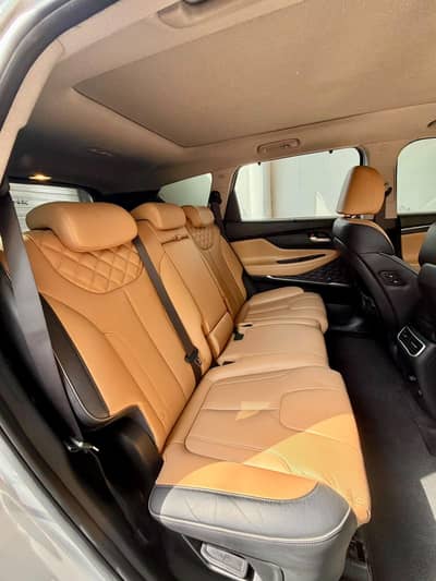Hyundai Santa Fe 2025