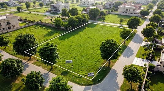 2 Kanal Plot For Sale In Model Town