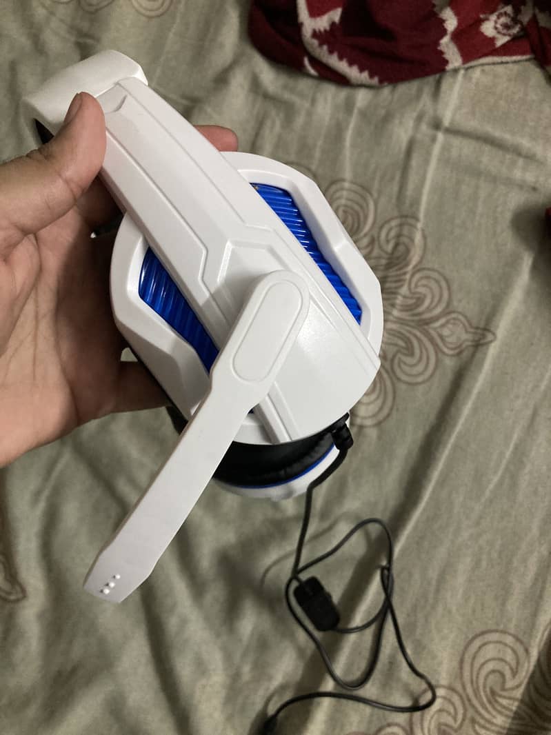Headphones 2