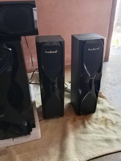 Audionic speaker 5  pieces