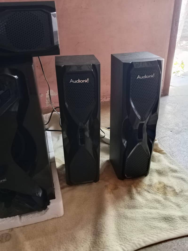 Audionic speaker 5  pieces 0