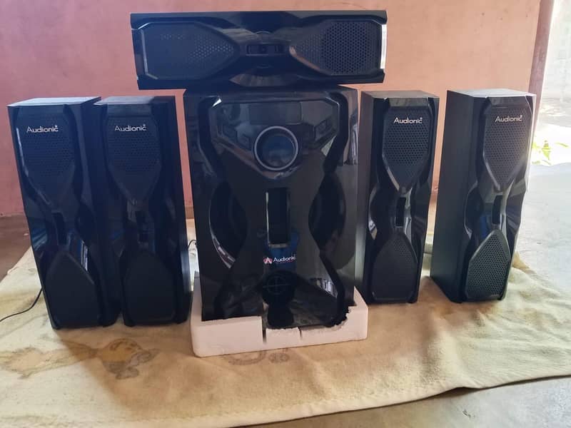 Audionic speaker 5  pieces 3