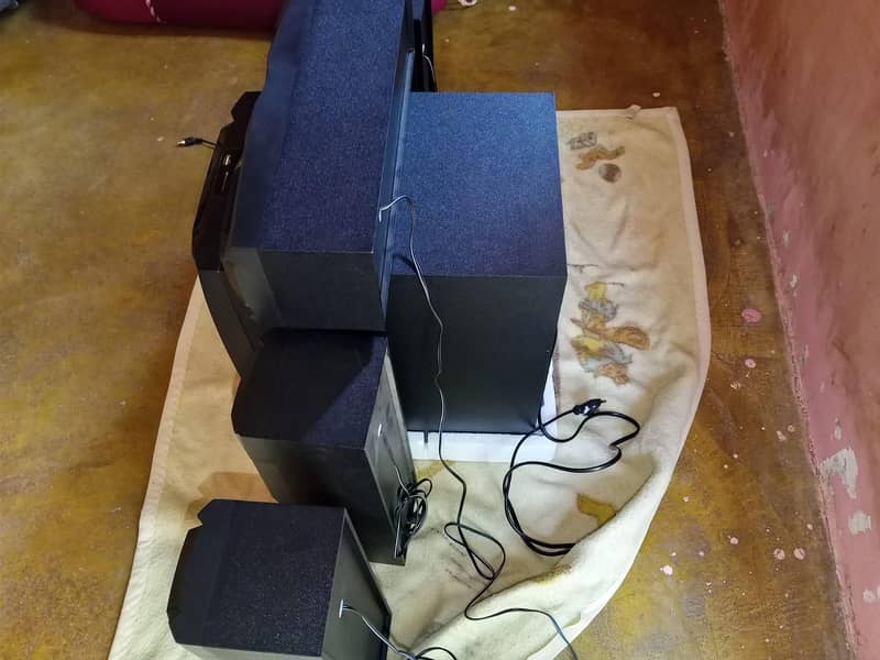 Audionic speaker 5  pieces 5