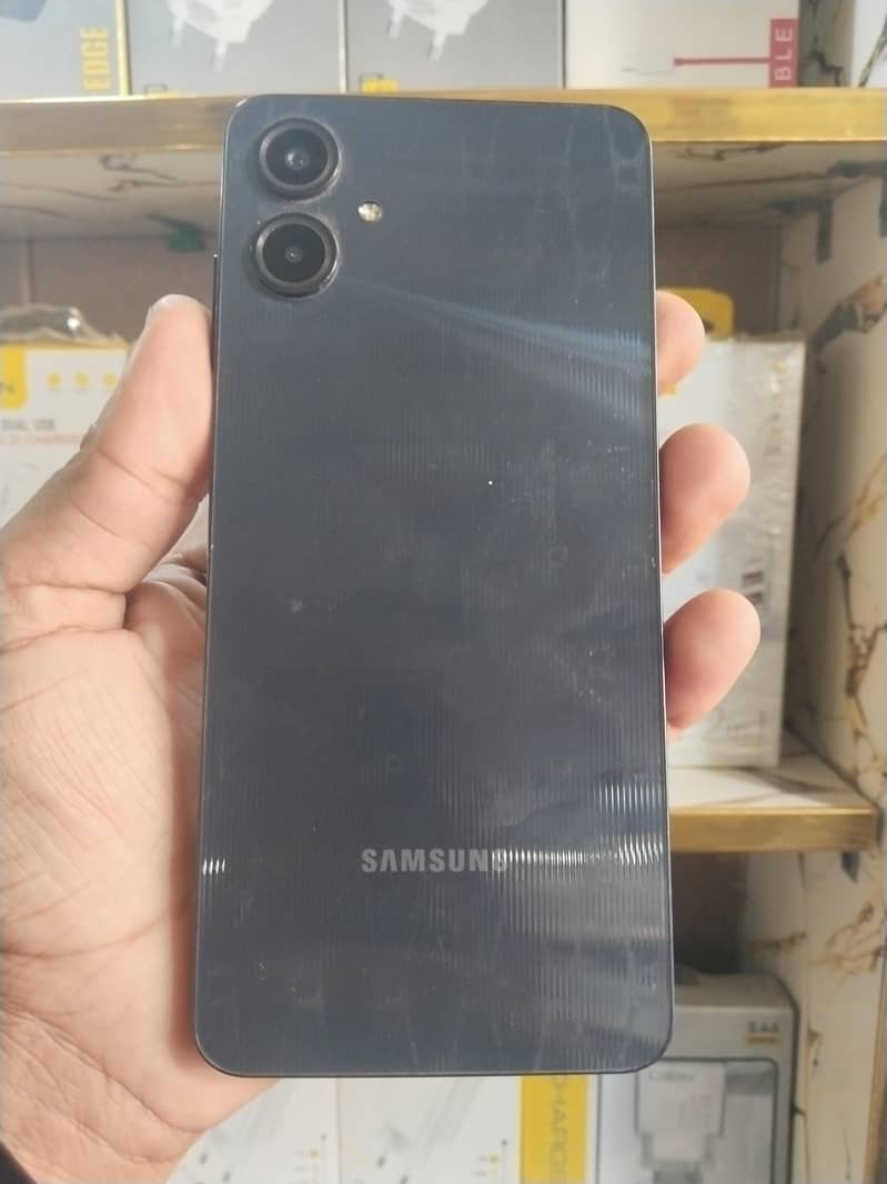 Samsung Mobile A06 0