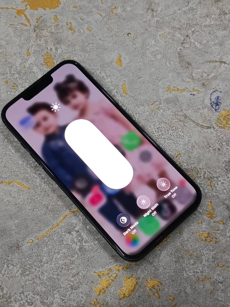 Apple iPhone 13 6