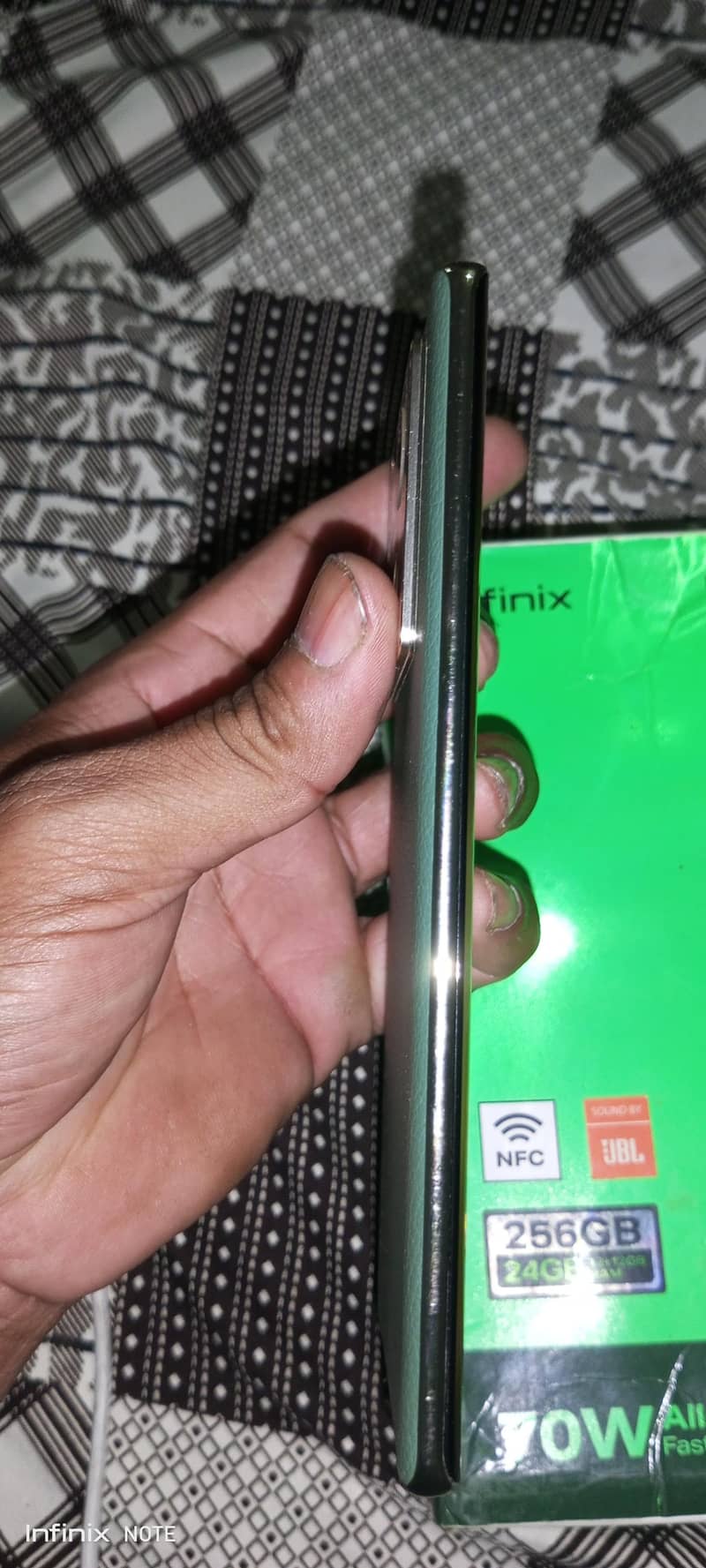 Infinix Note 40 Pro 8