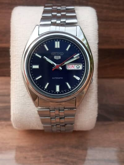 Seiko 5 Automatic Day and date watch