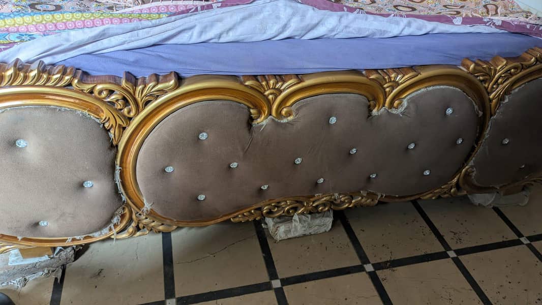 bad side table 1