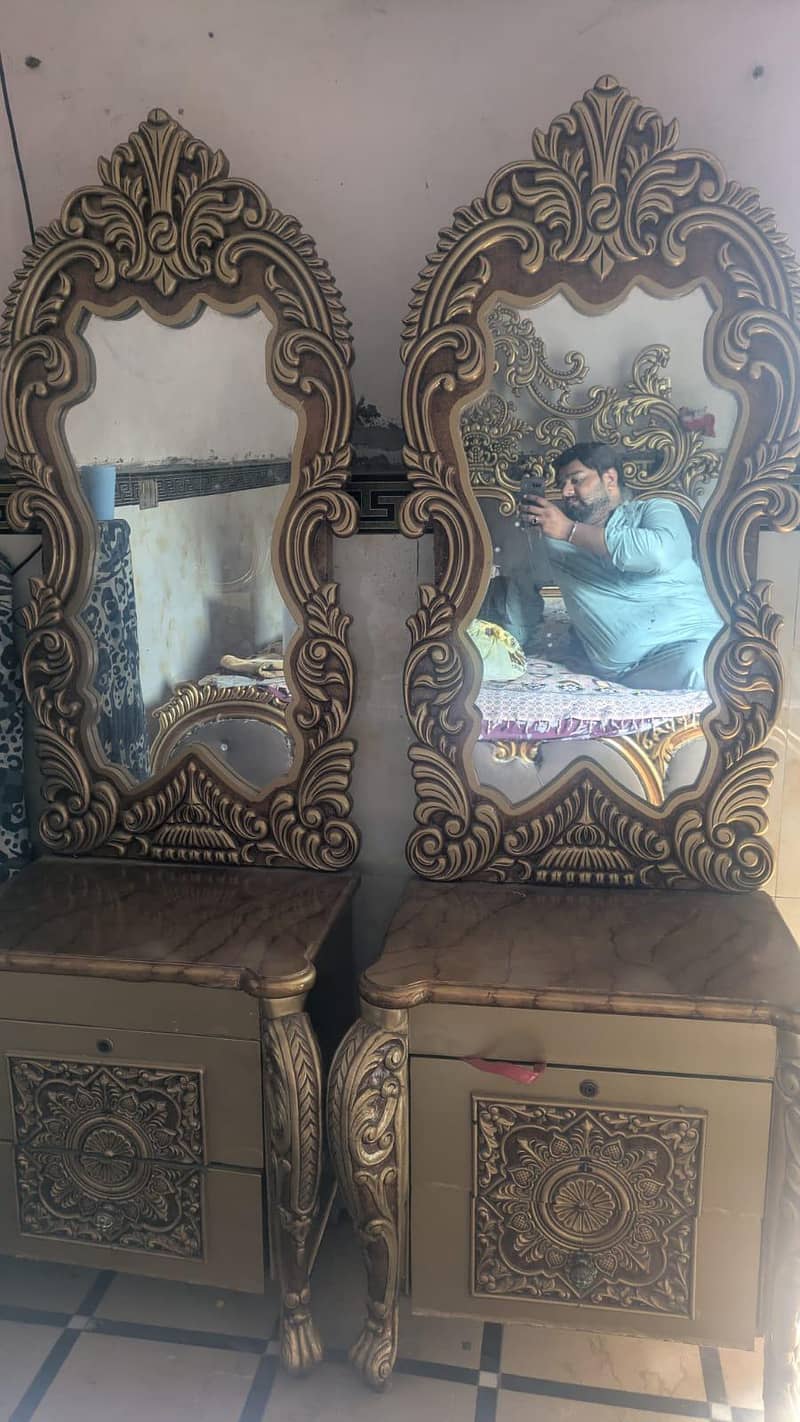 bad side table 3