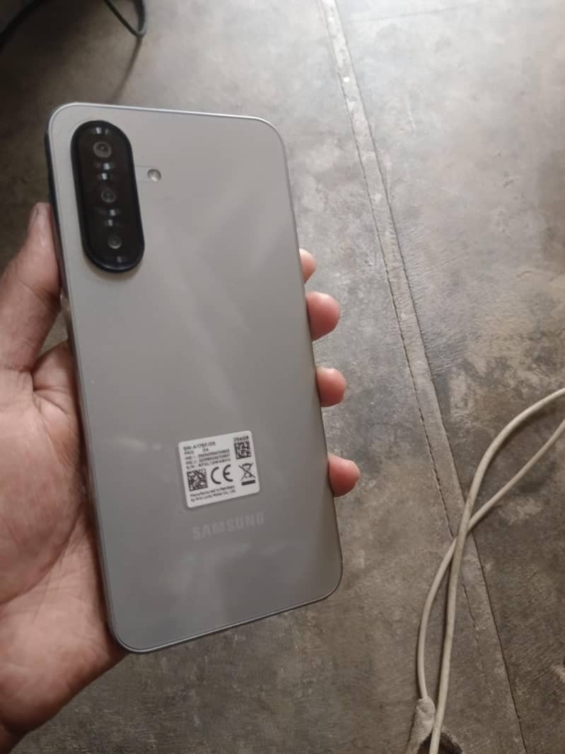 Samsung a17 1