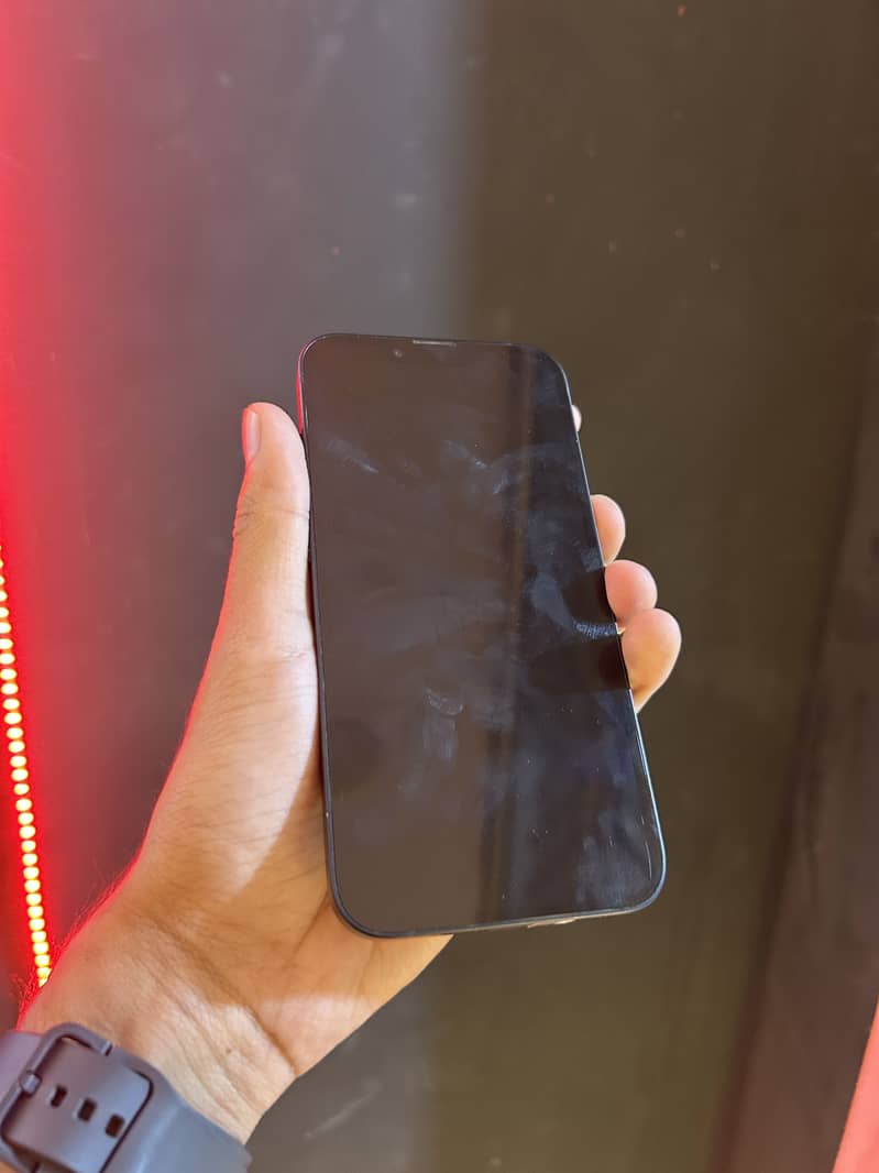 Apple iPhone 14 5