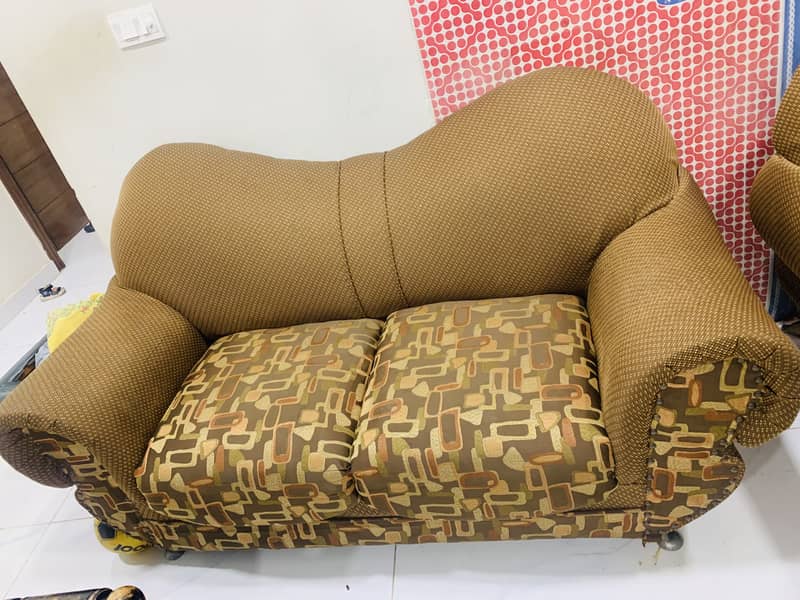 6 seater sofa 0