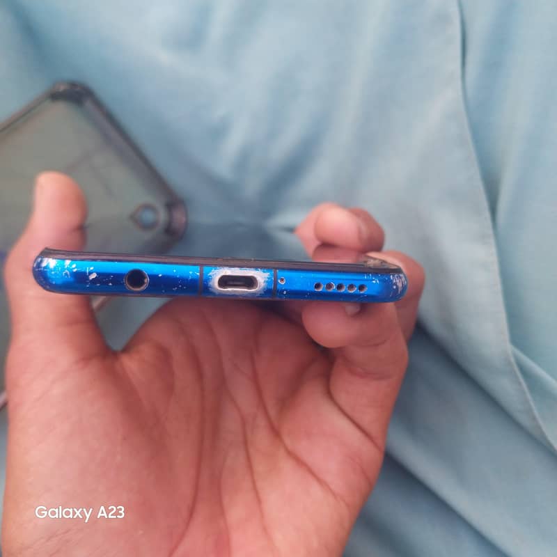 Huawei Nova 3i 4