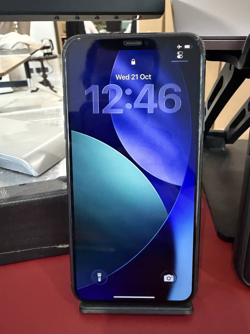 Apple iPhone 11 Pro Max 0
