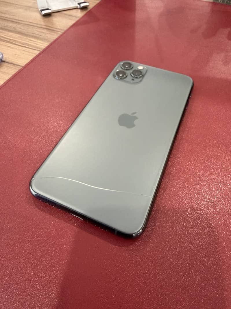 Apple iPhone 11 Pro Max 3