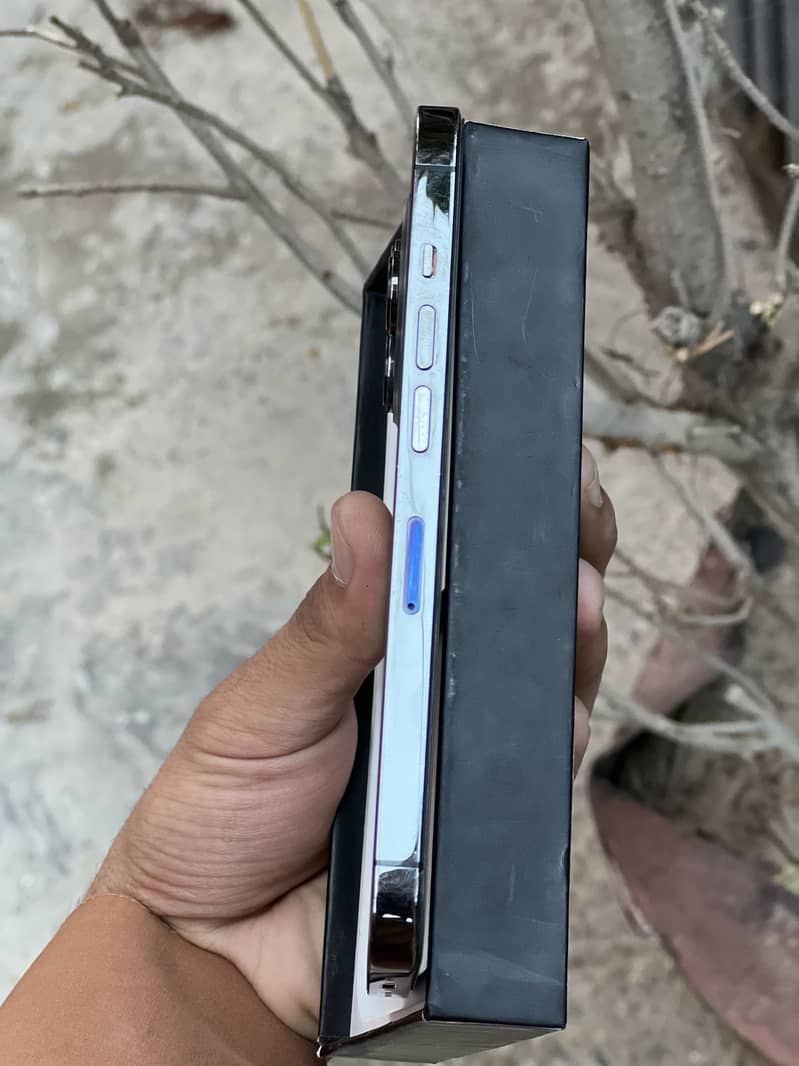 Apple iPhone 13 Pro 2