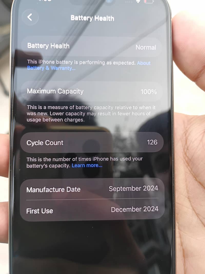 Apple iPhone 16 Pro 3
