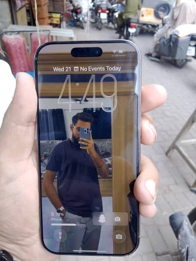 Apple iPhone 16 Pro