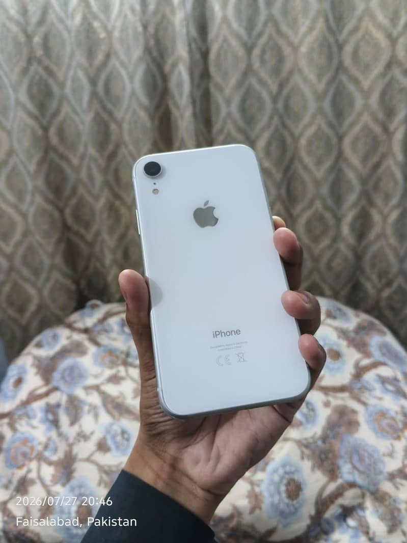 Apple iPhone XR 5